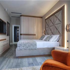 3 bedroom villa with pool in Prijevor, Budva, sleeps 6